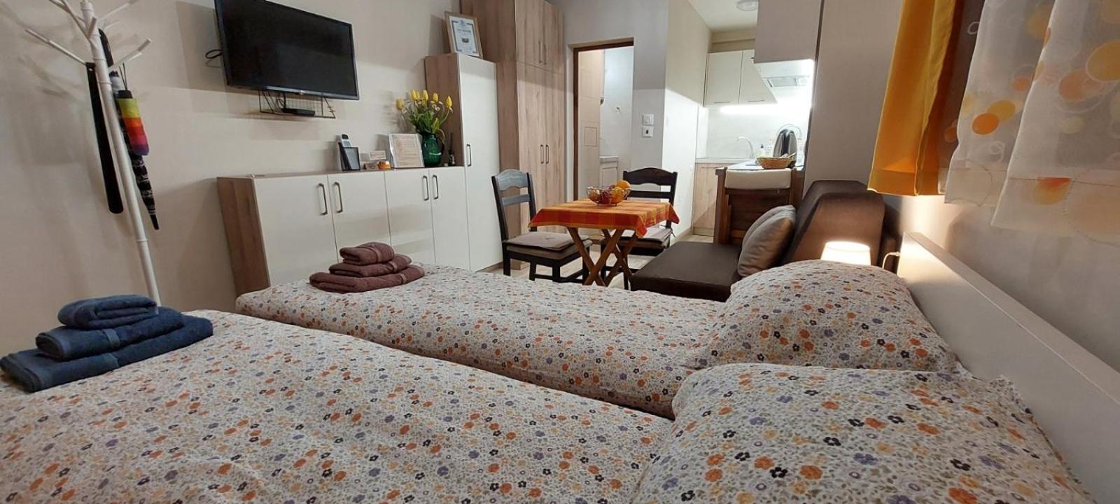 Studio Galileo Burgas Exterior foto